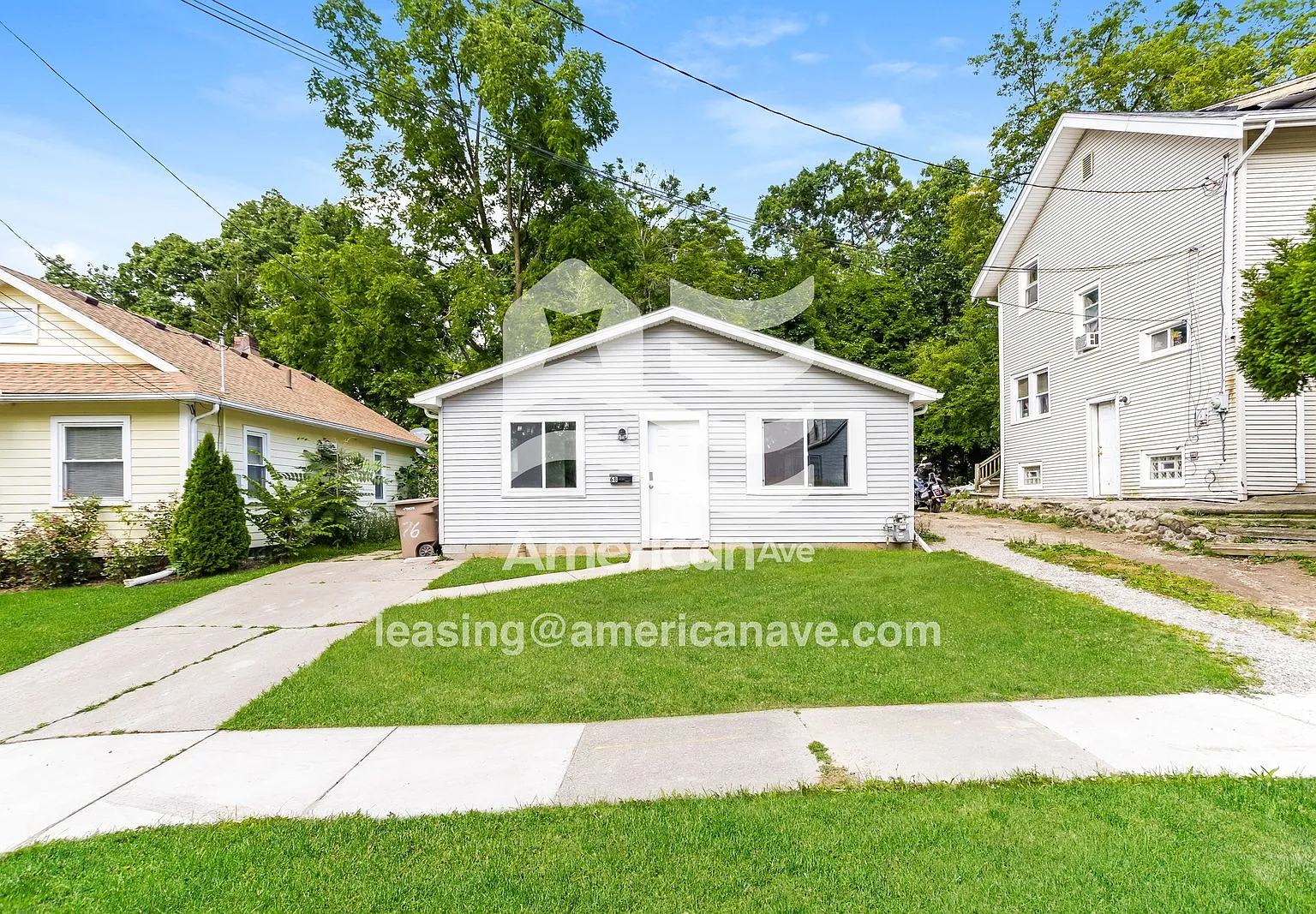 3 bed, 1.0 bath, 1117 sqft, $1,450 — Photo 1