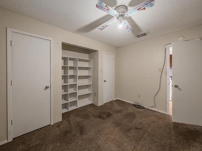 5003 Maryanna Way #D — Photo 26