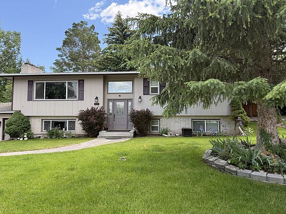 2nd image of 620 High View Way