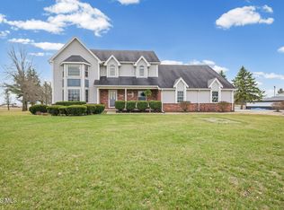 16313 Euler Rd, Bowling Green, OH 43402