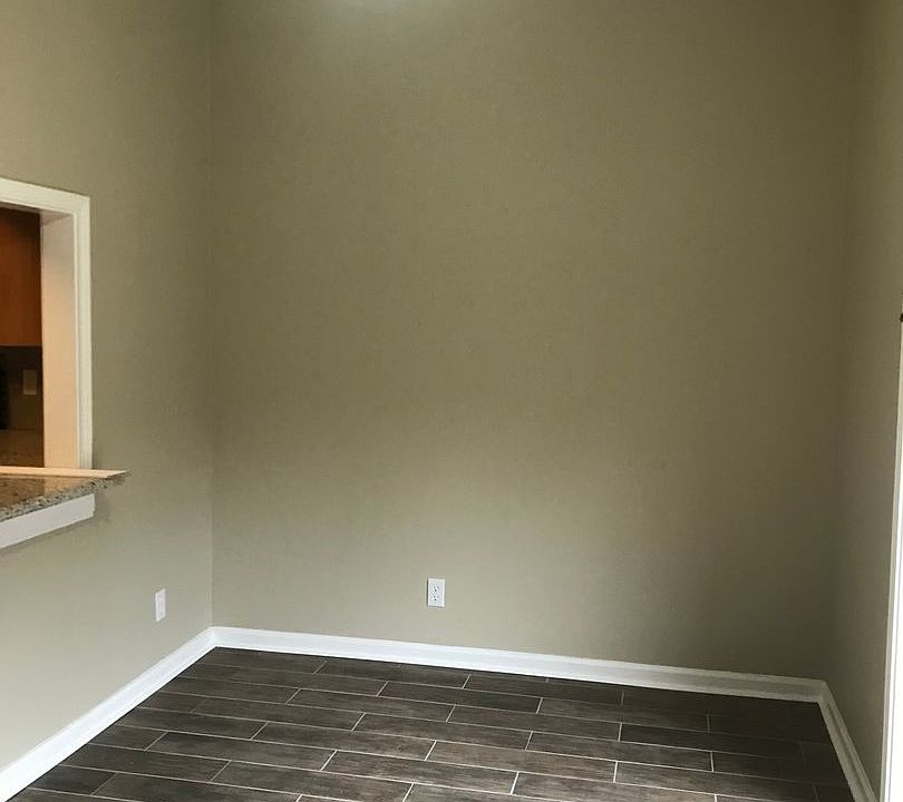 1st image of 957 Bayou Trace Dr