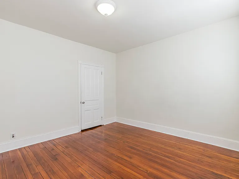 1631 S Lawrence St — Photo 6