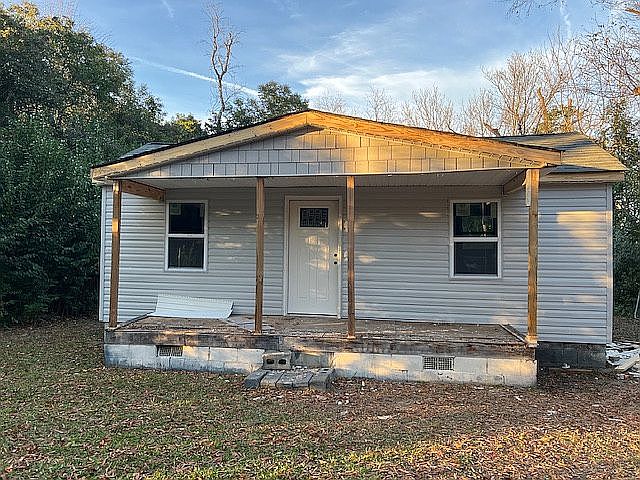 1st image of 704 Court St