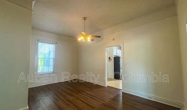 1112 Olympia Ave — Photo 15
