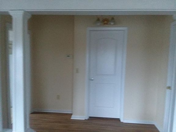Hall between LR and BR