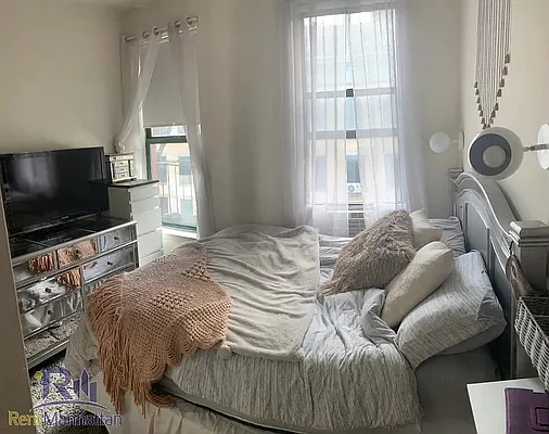 Rented by Yellowstone Equity Management Inc | media 17