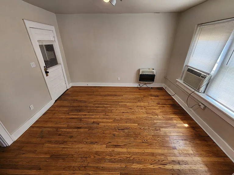 804 E Main St #2 — Photo 4