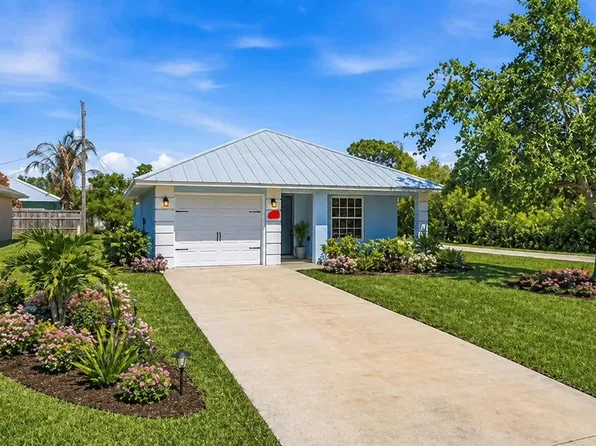 204 14th St SW, Vero Beach, FL 32962