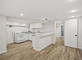 3350 18th St NW, Washington, DC 20010