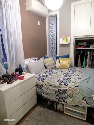 Rented by Safdie Realty Group | media 21