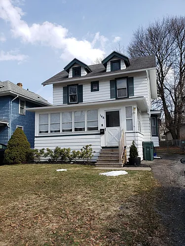 148 Carling Rd Photo 1