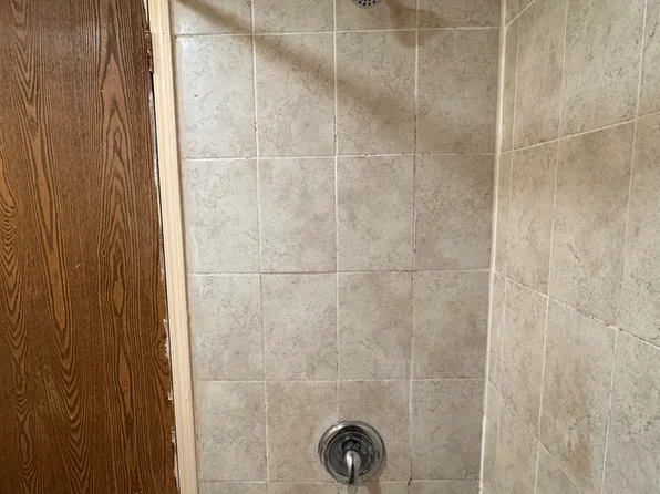 391 Pacific Avenue image 10 of 14