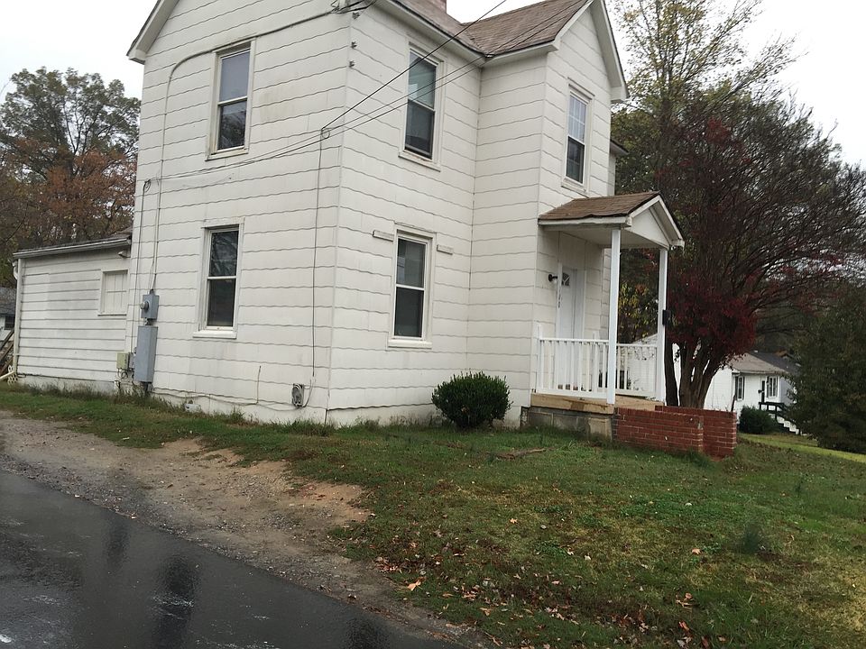 2nd image of 100 S Ivy Ave