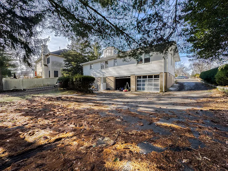 59 Herring St — Photo 16