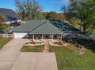 3814 Wylie Rd, Poteau, OK 74953
