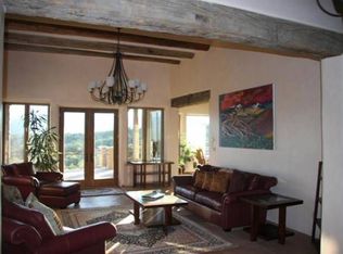 16 San Juan Ranch Rd, Santa Fe, NM 87506