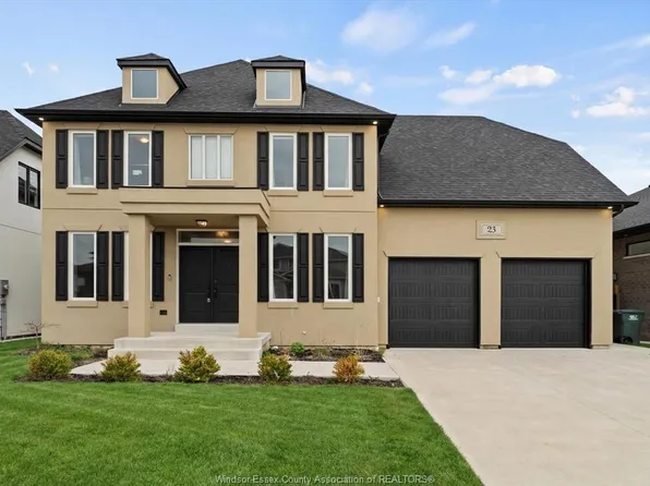 23 Belleview Dr, Kingsville, ON N8M 2X5