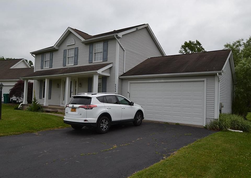1st image of 3324 Evergreen Cir