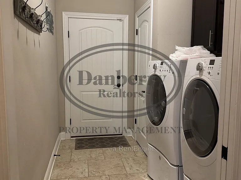 26741 Woodmont Dr — Photo 11