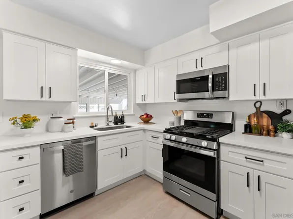 5935 Joel Ln, La Mesa, CA 91942