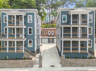 37 Oak St #1, Waterbury, CT 06704