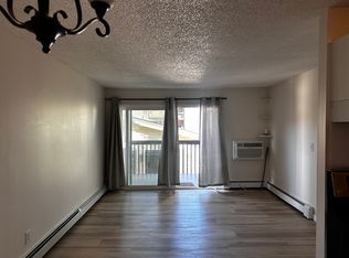 5042 El Camino Dr, Colorado Springs, CO 80918
