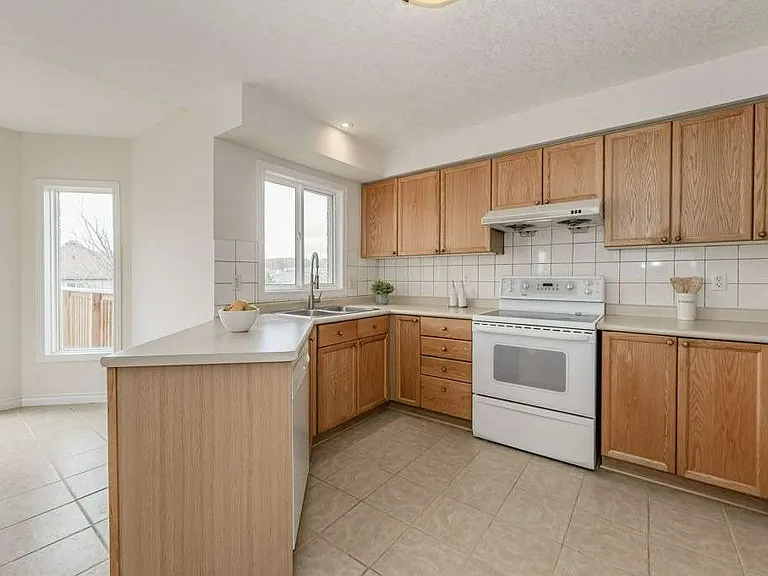 735 Karlsfeld Rd — Photo 8