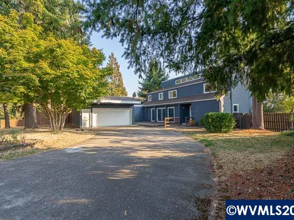 703 Caroline Way N, Monmouth, OR 97361