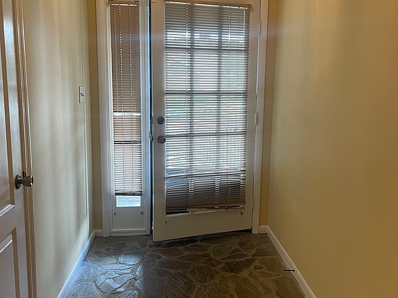 Entry way front