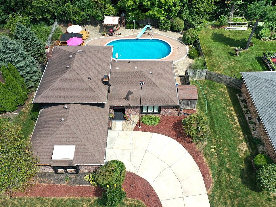 1st image of 6903 Glacier Dr