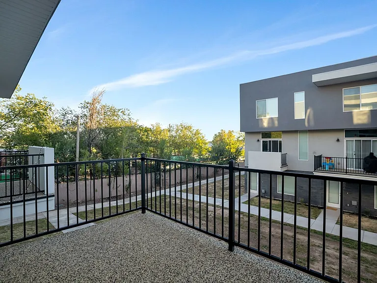 1681 S 225 W — Photo 2