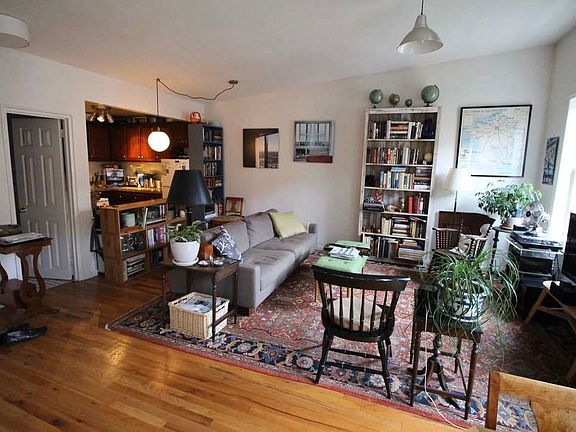 3rd image of 248 W 21st St APT 5
