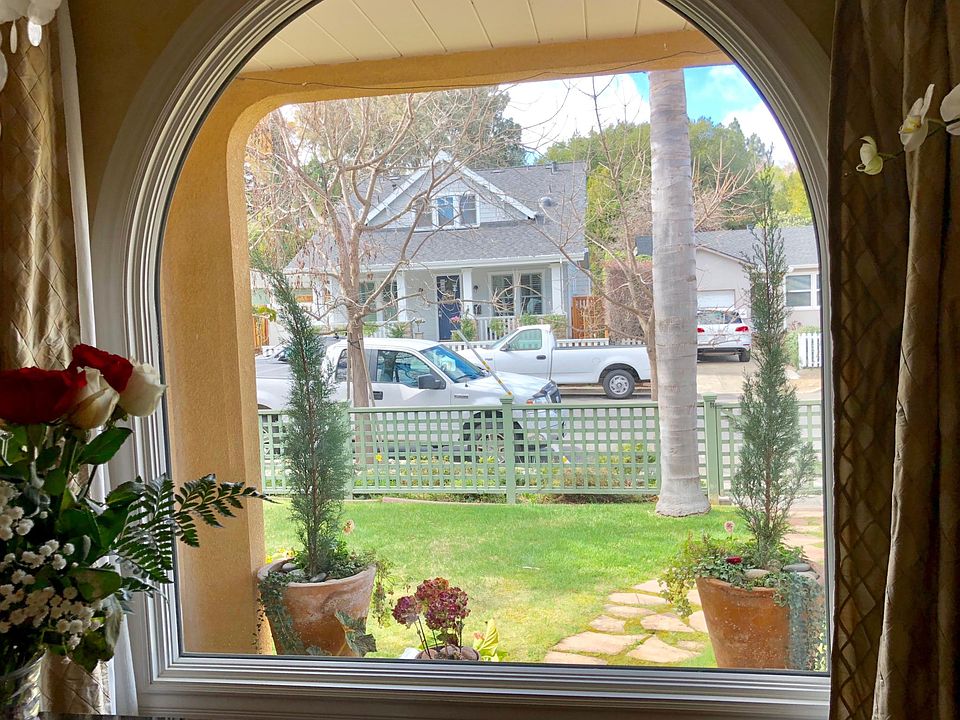 Front arched window