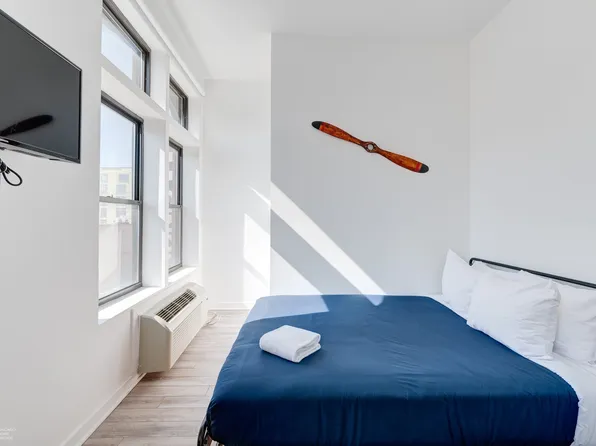 (undisclosed Address), Chicago, IL 60642