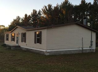 17068 Fowler Rd, Lake Ann, MI 49650