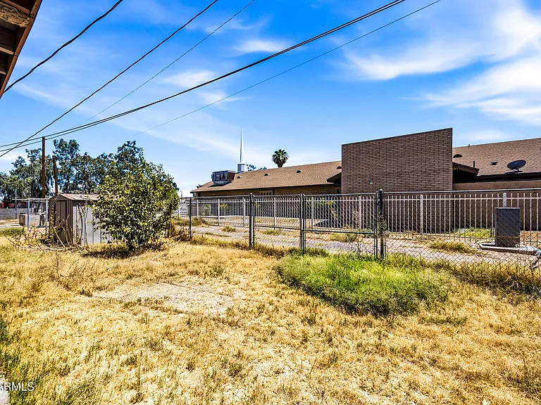 3905 W Almeria Rd #2 — Photo 16