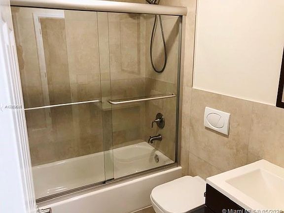 5th image of 10781 Cleary Blvd APT 204