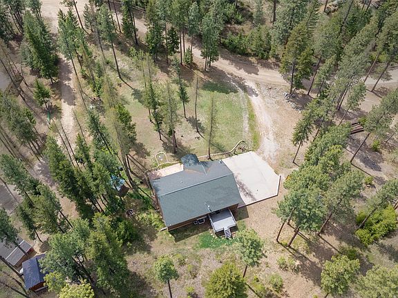 3rd image of 1701 Bear Creek Rd