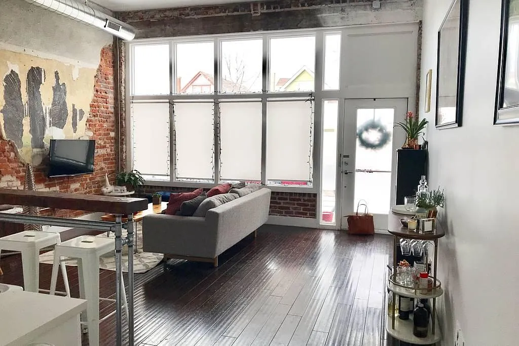 1 bed, 700 sqft, $1,900 — Photo 4
