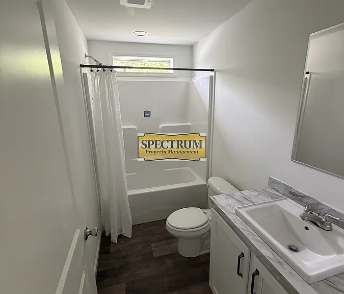 17 Donald St #1 — Photo 4