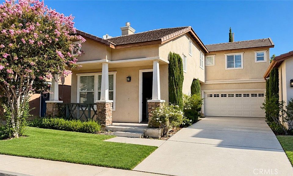 1st image of 351 Jessica Ln