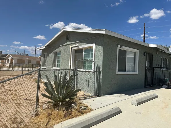 3427 Arthur Ave, Mojave, CA 93501