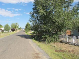 1860 Roadrunner Ln, Chino Valley, AZ 86323