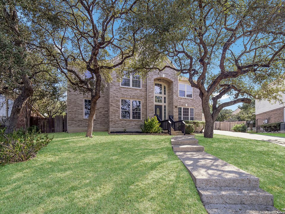 1st image of 21118 BALMORAL PL