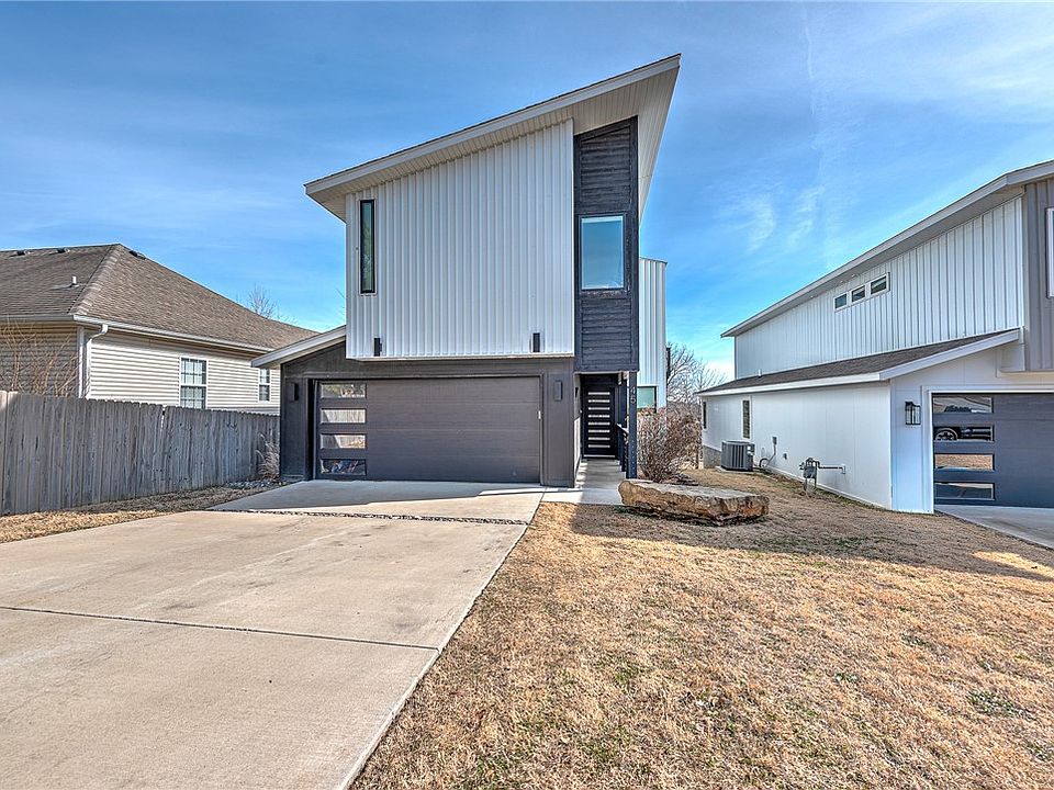 1st image of 45 S Happy Hollow Rd