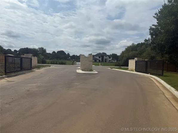 3321 Cypress Hl, Tulsa, OK 74132