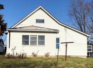 11382 E Cameron Rd, Cuba, IL 61427