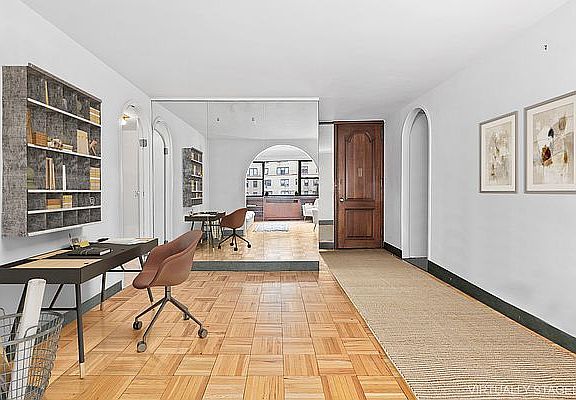 3rd image of 420 E 51st St APT 8G