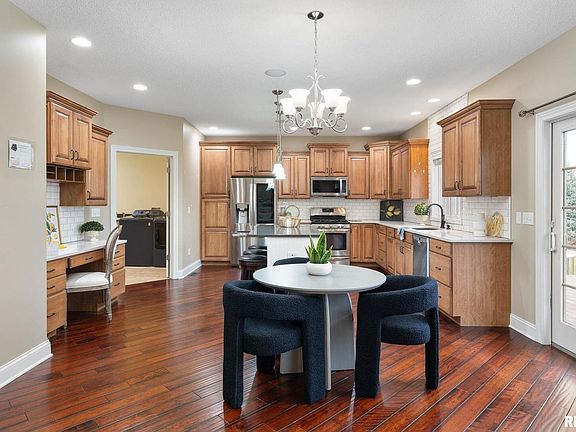 3rd image of 15517 108th Avenue Pl