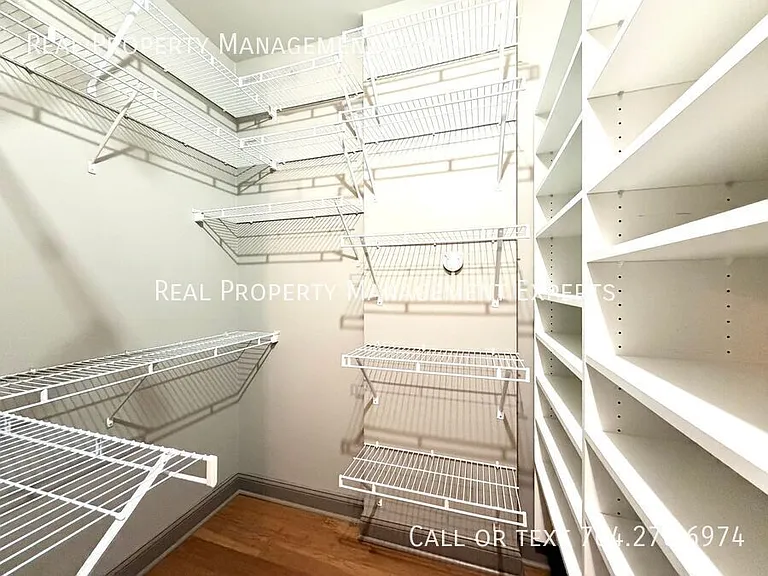 300 W 5th St #215 — Photo 7